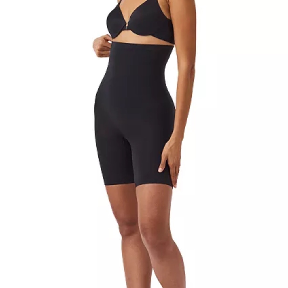 Spanx Women's High-Waisted Mid-Thigh Shaping Shorts 10398R - M
